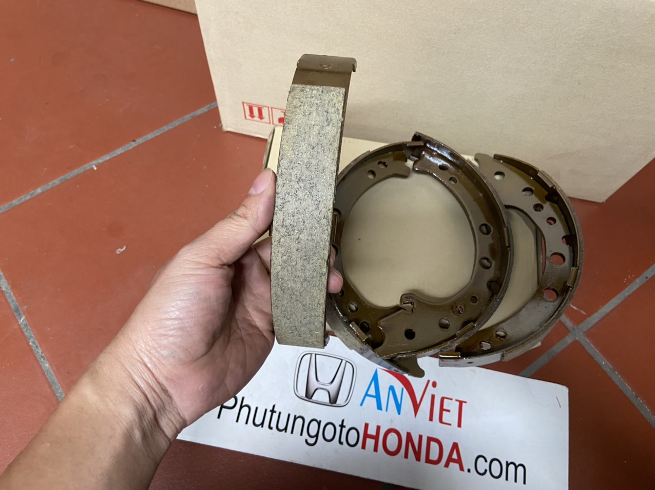 Bố thắng tay xe Honda CRV 2008-2011 